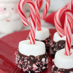 Candy Cane Marshmallows for Your Hot Cocoa