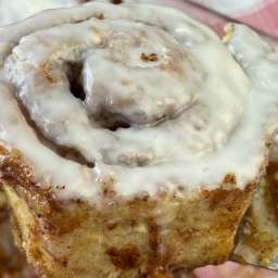Canned Cinnamon Rolls with Cream