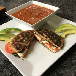 Caprese Grilled Cheese & Tomatoe  Soup