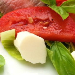 Caprese Salad with Grilled Flank Steak Recipe