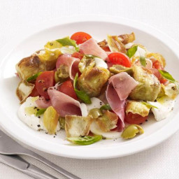 Caprese Salad With Prosciutto and Fried Artichokes