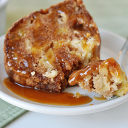 caramel-apple-bundt-cake-1297046.jpg
