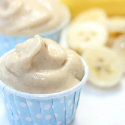 Caramel banana frozen yoghurt