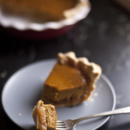 caramelized-apple-pumpkin-pie.jpg
