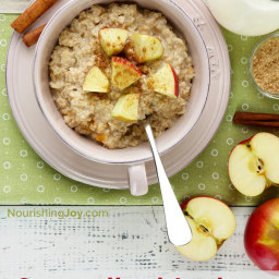 Caramelized Apple Slow Cooker Oatmeal