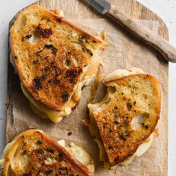 Caramelized Onion & Apple Grilled Cheese Sandwich