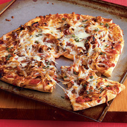caramelized-onion-and-prosciutto-pizza-1952464.jpg