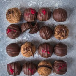 Carob Cacao Maca Truffles for hormonal balance and to satisfy your sweet cr