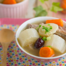Carrot and Daikon Pork Ribs Soup Recipe