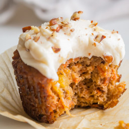 Carrot Cake Cupcakes with Cream Cheese Frosting (Paleo, Gluten Free, Dairy 