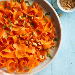 Carrot-Peanut Noodle Salad