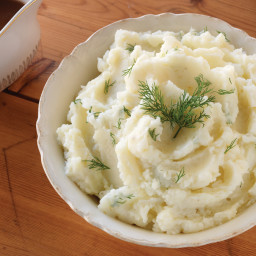 Cauliflower Mashed Potatoes with Dill