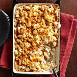 Cauliflower Macaroni and Cheese With Golden Bread Crumbs
