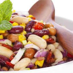 Celeb Nutritionist's Easy 3-Bean Salad That's Packed With Magnesium