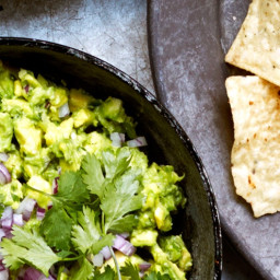 celery-spiked-guacamole-with-chiles-2658934.jpg