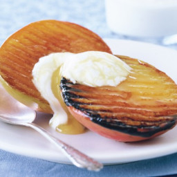Chargrilled mango with yoghurt