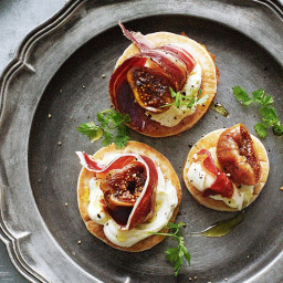 Cheat's blinis with jamon and figs