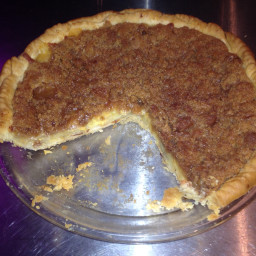 Cheddar Crumble Apple Pie