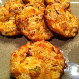 Cheddar Jalapeno Bacon Biscuits – Low Carb, Gluten Free
