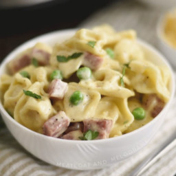 Cheese Tortellini with Ham and Peas