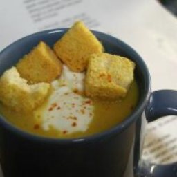 Cheese and Beer Soup with Garlic Croutons