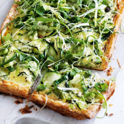 Cheese and herb free-form tart