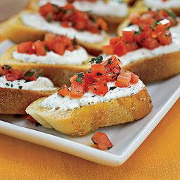 cheese-and-tomato-toasts-1672916.jpg