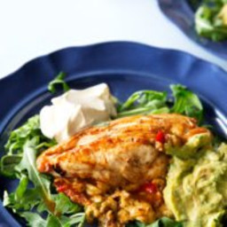 Cheese-filled chicken breast with guacamole