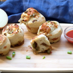 Cheese Rolls With Green Peppers