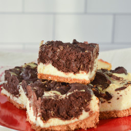 Cheesecake Brownies with Graham Cracker Crust