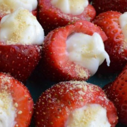 Cheesecake-Stuffed Strawberries Recipe