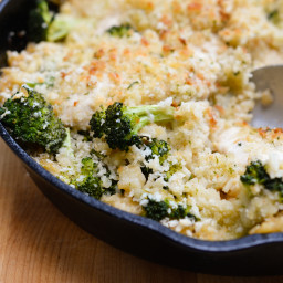 Cheesy Broccoli, Chicken and Rice Casserole