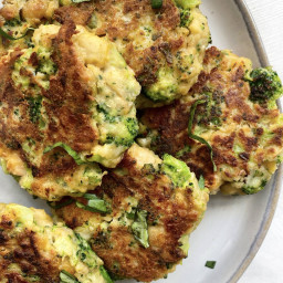 Cheesy Broccoli & Chickpea Fritters