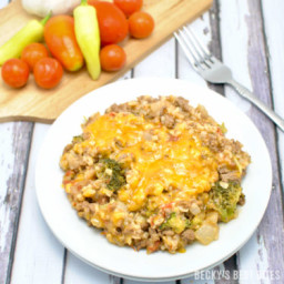 Cheesy Burger Skillet with Fresh Tomatoes, Broccoli and Rice