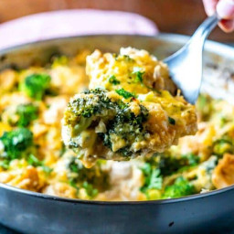Cheesy Cauliflower Rice with Broccoli and Chicken