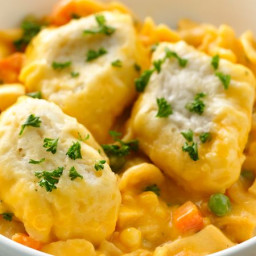 Cheesy Chicken and Dumplings