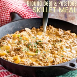 Cheesy Ground Beef and Potatoes Skillet Meal