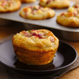 Cheesy Ham and Apple Cups