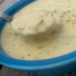 Cheesy Ham and Potato Soup