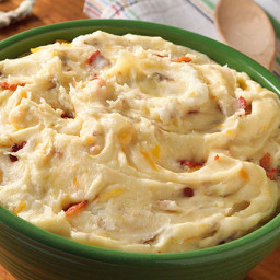 Cheesy Mashed Potatoes with Bacon