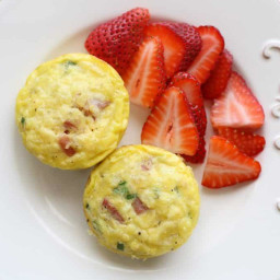 cheesy-potato-egg-and-ham-breakfast-casserole-2334540.jpg