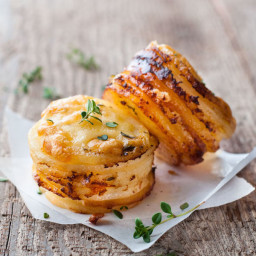 Cheesy Potato Gratin Stacks (Muffin Tin)