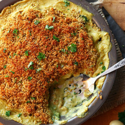 Cheesy Vegan Potato and Broccoli Casserole