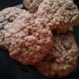 chewy-oatmeal-raisin-cookies-7.jpg
