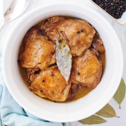 Chicken Adobo (Easy 7-ingredient Recipe)