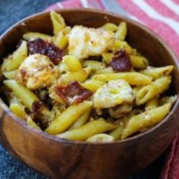 Chicken Bacon Pasta with Caramelized Onions