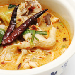 chicken-curry-soup-with-coconut-and-lime-1241035.jpg