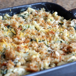Chicken, Kale, and Pasta Casserole With Cheese