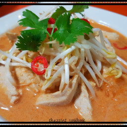CHICKEN LAKSA.....quick, Easy and Oh so Tasty