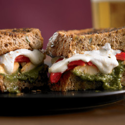 chicken-panini-with-pesto-and-peppers-2709583.jpg